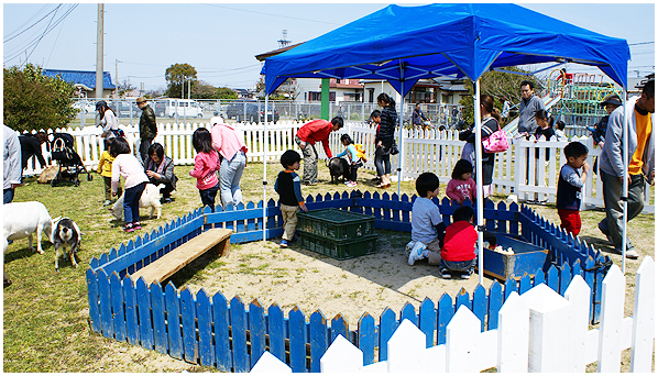 移動ふれあい動物園 (1/2)